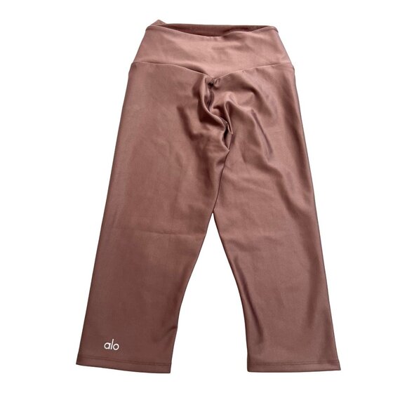 ALO Yoga Airlift Mesh High-Waist Divine Capri Pants in Smoky Quartz - Picture 4 of 6